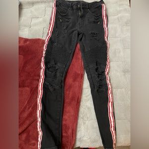 Rue 21 ripped skinny jeans